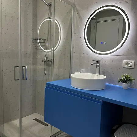 Larimar Lungomare Влёра