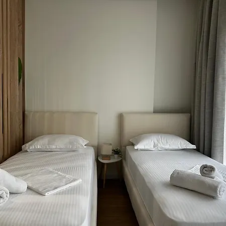 Larimar Lungomare Apartamento Vlorë